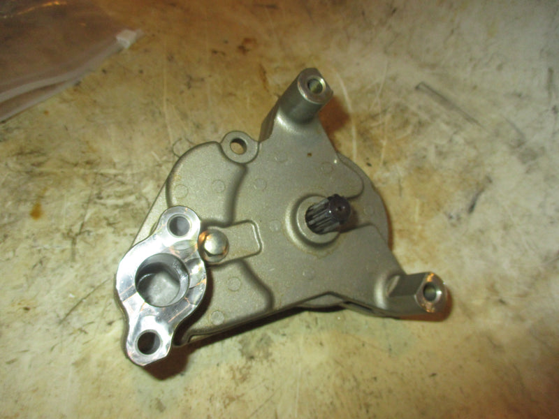 Suzuki DF90 90hp 4 stroke outboard Oil Pump (16400-87L00)