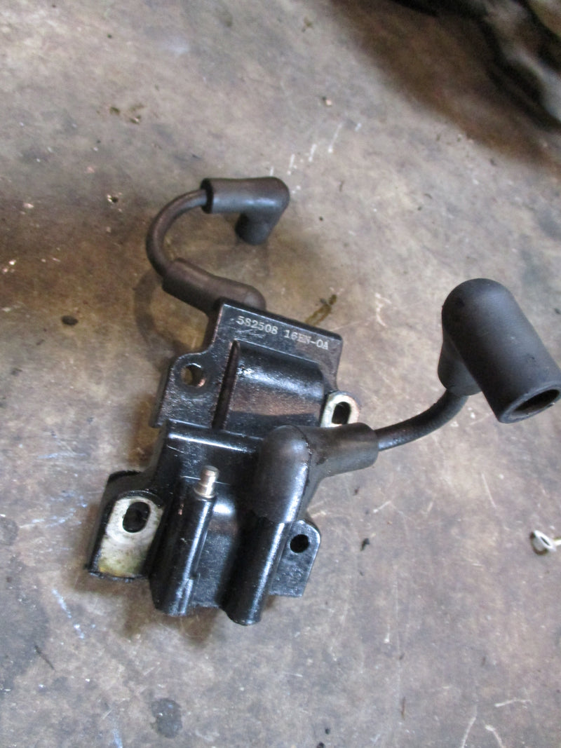 Evinrude 28SPL outboard ignition coil set (582508)