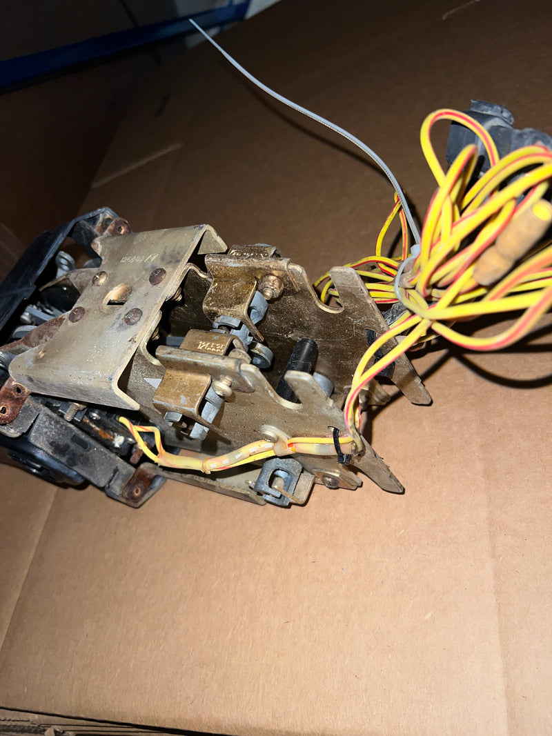 Johnson outboard BRP dual top mount control box (broken cover)