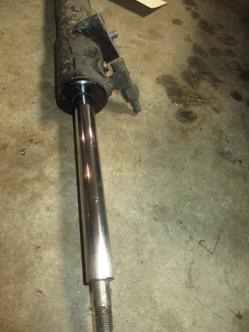 Seastar Hydraulic Steering Ram (HC-5340-42)
