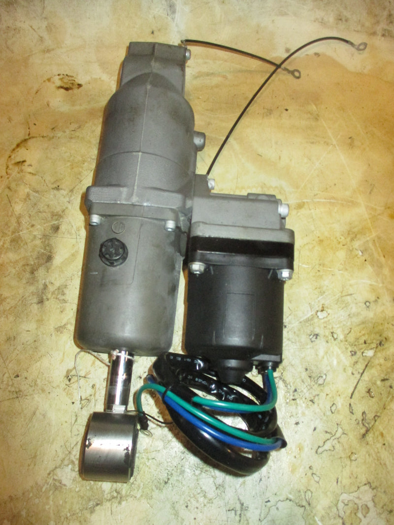 Suzuki DF90 90hp 4 stroke outboard Tilt Trim Unit