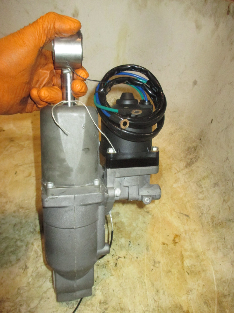 Suzuki DF90 90hp 4 stroke outboard Tilt Trim Unit
