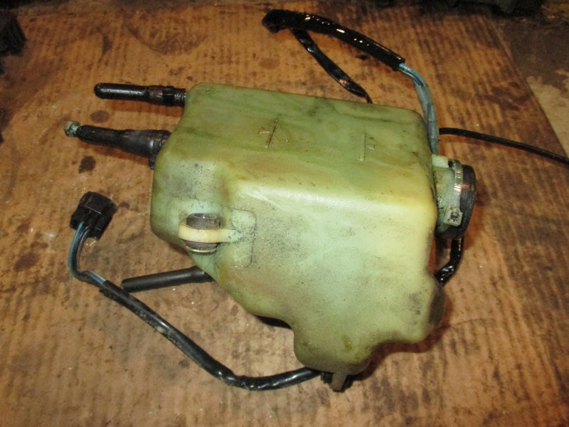 Yamaha 225hp precession blend 2 stroke outboard oil tank (6E5-21750-04)