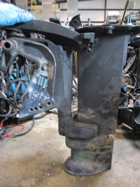 Load image into Gallery viewer, Evinrude 28SPL outboard long shaft mid section
