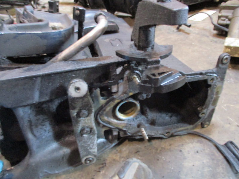 Evinrude 28SPL outboard long shaft mid section