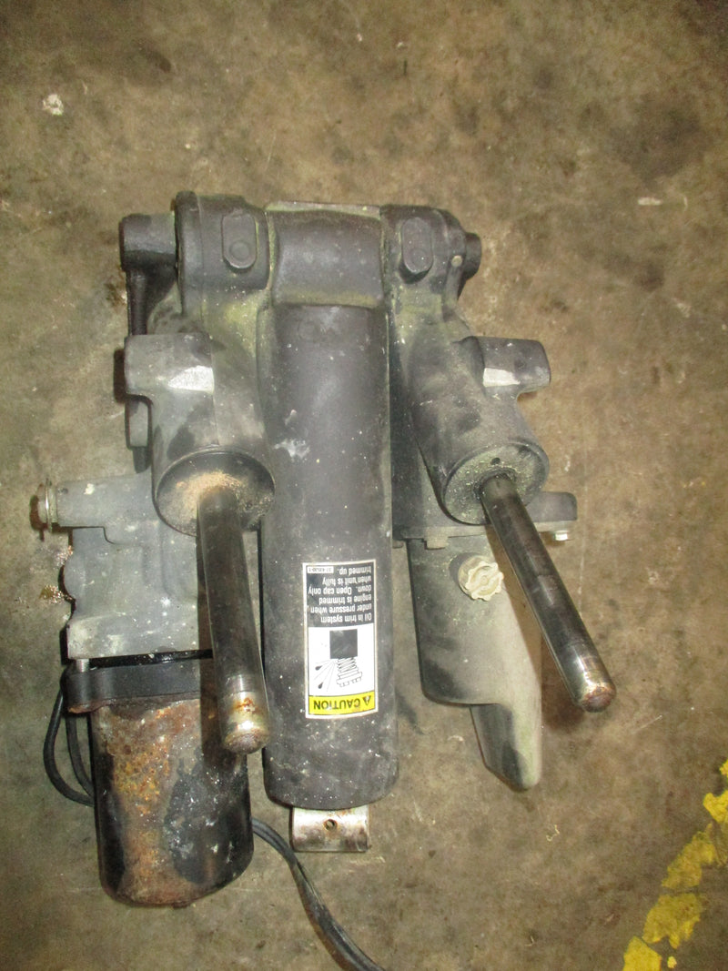 Mercury 150hp outboard tilt trim unit