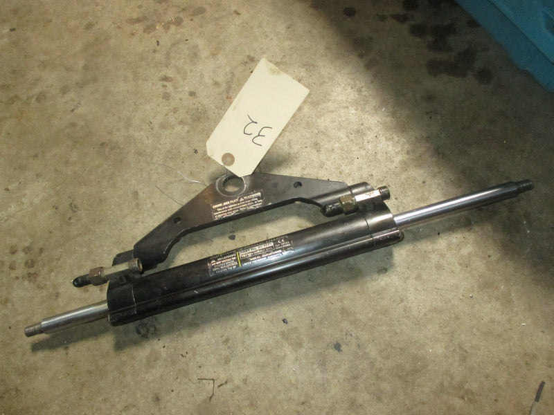 Bay Star Hydraulic Steering Cylinder (HC4645)