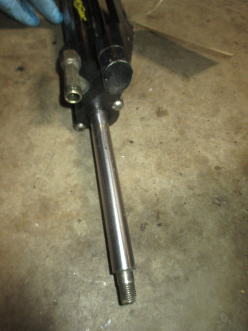 Bay Star Hydraulic Steering Cylinder (HC4645)