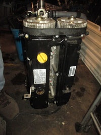 Load image into Gallery viewer, Yamaha/Mercury 115hp 4 stroke outboard Crankcase Powerhead
