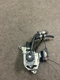 Load image into Gallery viewer, Johnson 200hp 2 stroke Ocean pro outboard VRO removal kit
