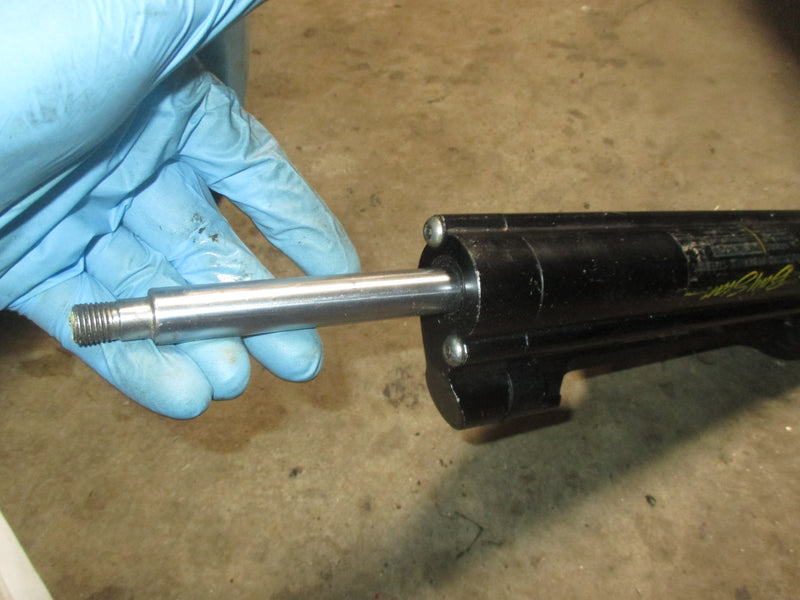Bay Star Hydraulic Steering Cylinder (HC46558)