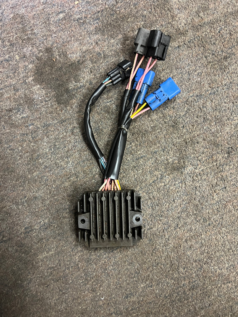 Yamaha 225hp 4 stroke Outboard Drive unit (69J-83306-01-00)