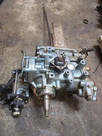 Load image into Gallery viewer, Evinrude 7.5hp outboard crankcase powerhead
