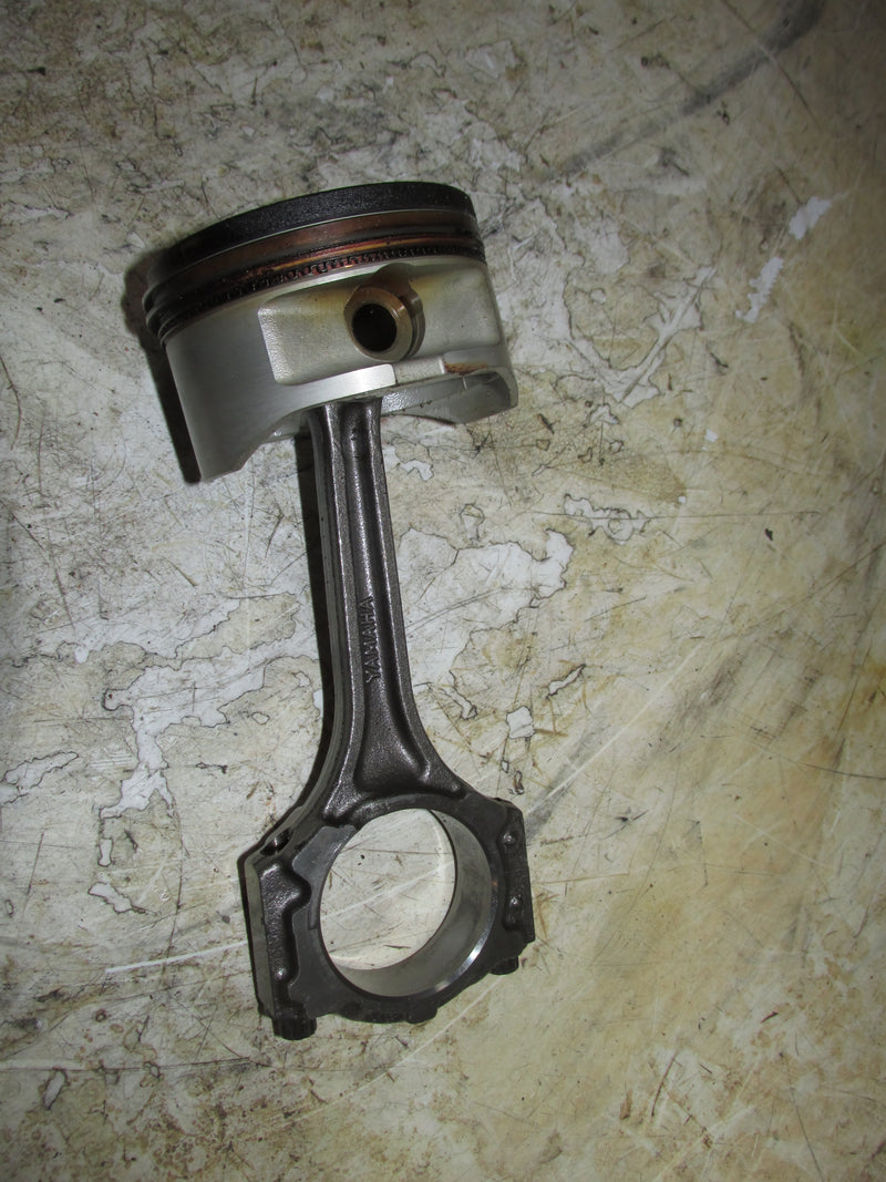 Yamaha 115hp 4 Stroke Outboard Piston and Rod (68V-00)
