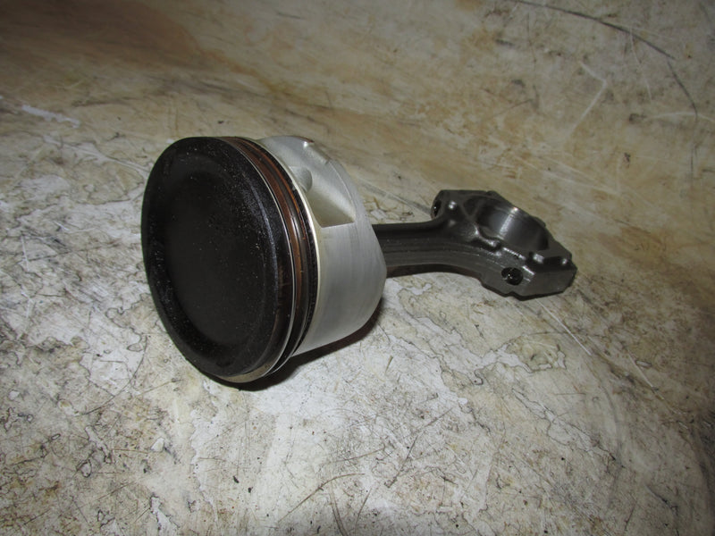 Yamaha 115hp 4 Stroke Outboard Piston and Rod (68V-00)