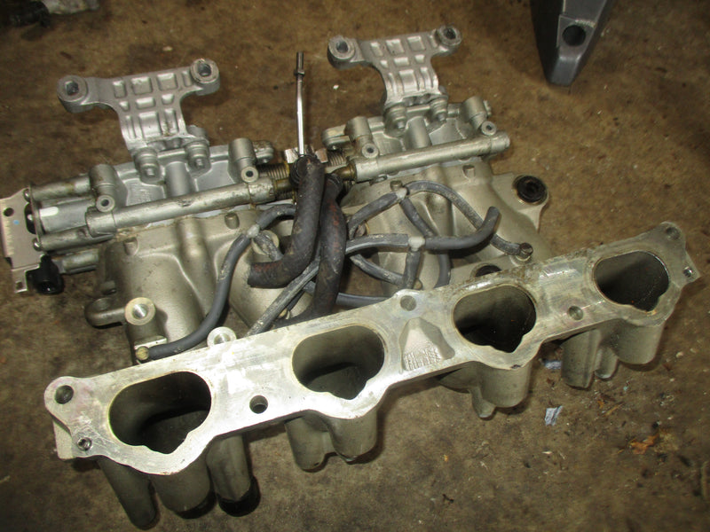 Yamaha 115hp 4 stroke outboard Intake Manifold Throttle body 68V-13751-01