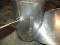 Load image into Gallery viewer, Mercury 135-200hp outboard stainless propeller set (48 61374) 17 pitch
