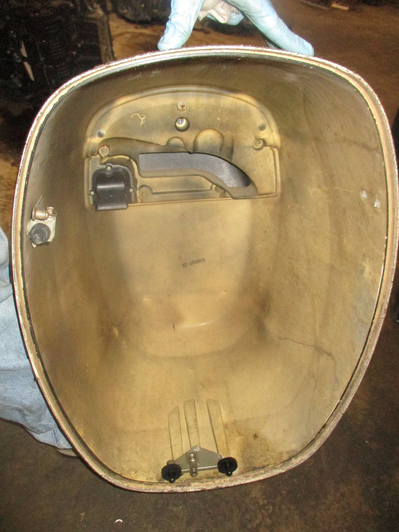 Suzuki DF140 outboard top cowling