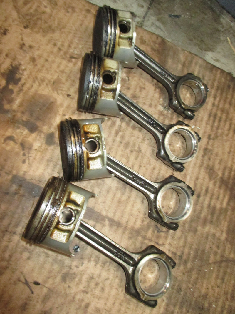 Yamaha 50hp 4 stroke outboard piston and rod set of 4 (62Y-10)