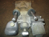 Load image into Gallery viewer, Suzuki DF140 outboard SHOWA tilt trim unit
