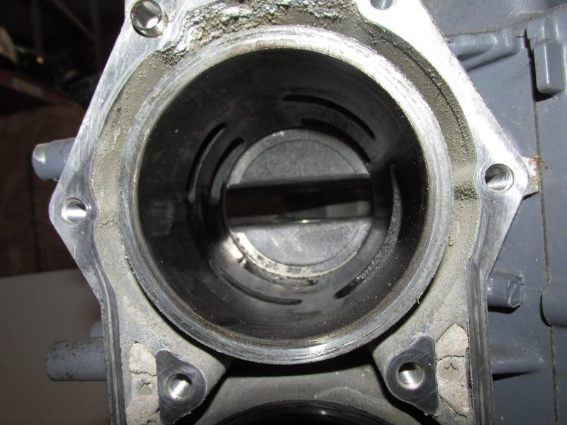 Yamaha 200hp HPDI 2 Stroke Outboard crankcase block
