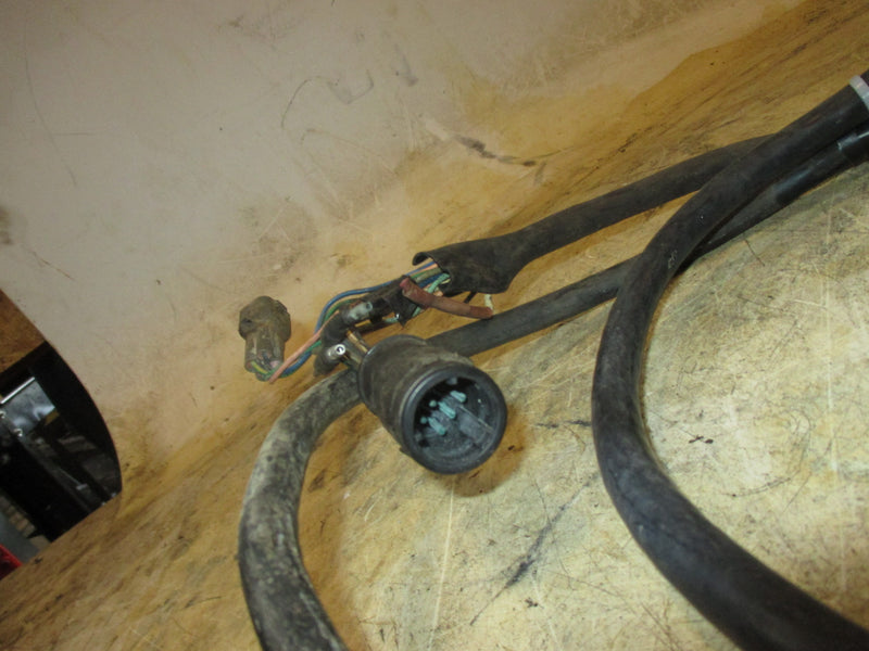 Suzuki rigging adapter harness round black plug to square grey plug #53