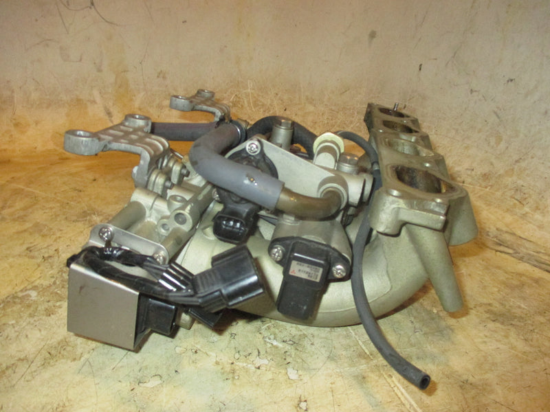 Yamaha 115hp 4 stroke outboard Intake Manifold/Throttle Body/Control Unit