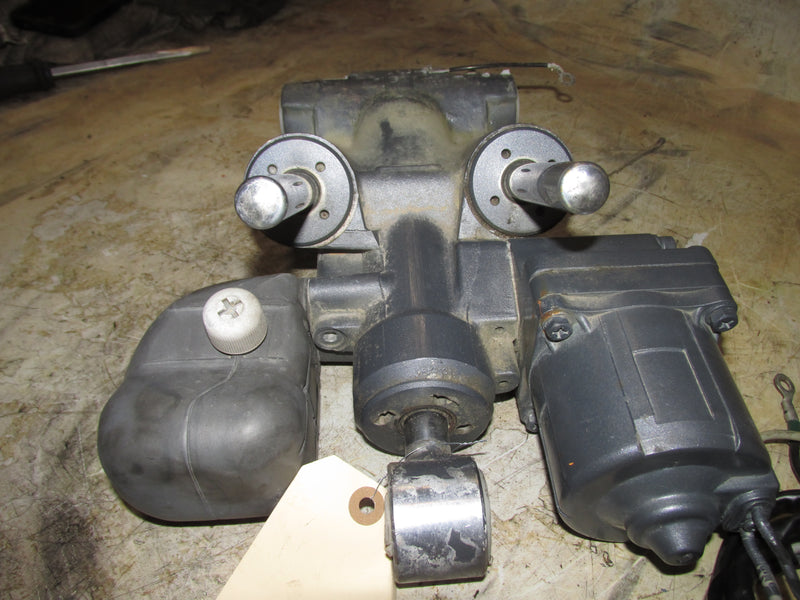 Yamaha 115hp 4 Stroke Outboard Tilt Trim Unit (68V-43800-01-4D)
