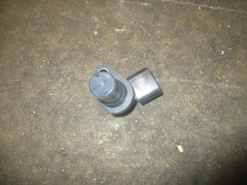 Suzuki DF140 outboard cam position sensor (33220-76G02)