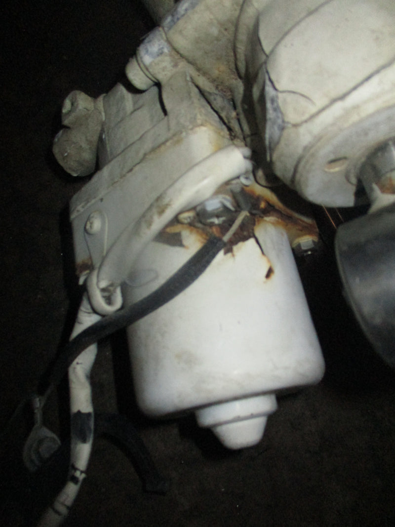 Evinrude 150hp 2 stroke outboard tilt trim unit