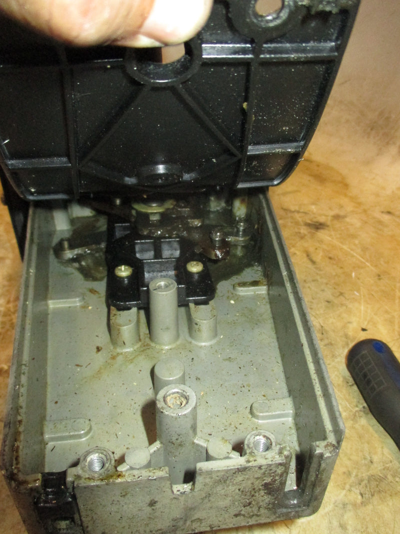 Mercury Optimax 200hp 2 Stroke outboard Mercury Newer Style Top Mount Control Box (883711A12)