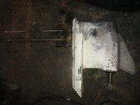 Load image into Gallery viewer, Evinrude 150hp 2 stroke outboard 25" lower unit
