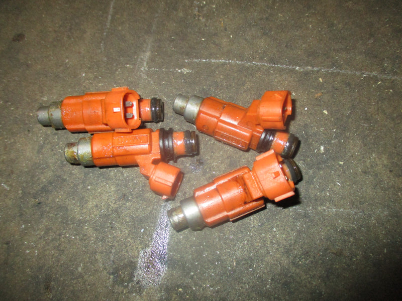 Suzuki DF140 outboard fuel injector set (15710-65D00)