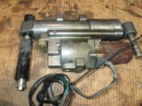 Load image into Gallery viewer, Yamaha 50hp 4 stroke outboard tilt trim unit
