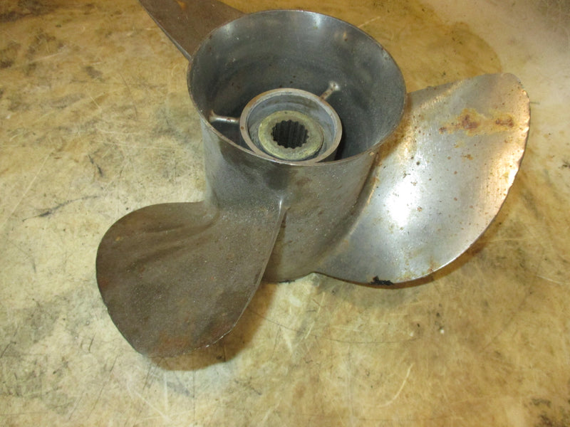 Yamaha 150hp-200hp outboard stainless propeller 13.75x17 WORN #65
