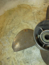 Load image into Gallery viewer, Yamaha 150hp-200hp outboard stainless propeller 13.75x17 WORN #65
