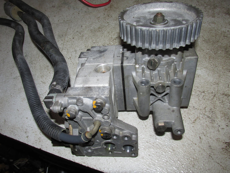 Yamaha 200hp HPDI 2 Stroke Outboard Fuel Injection Pump (68F-13910-10)