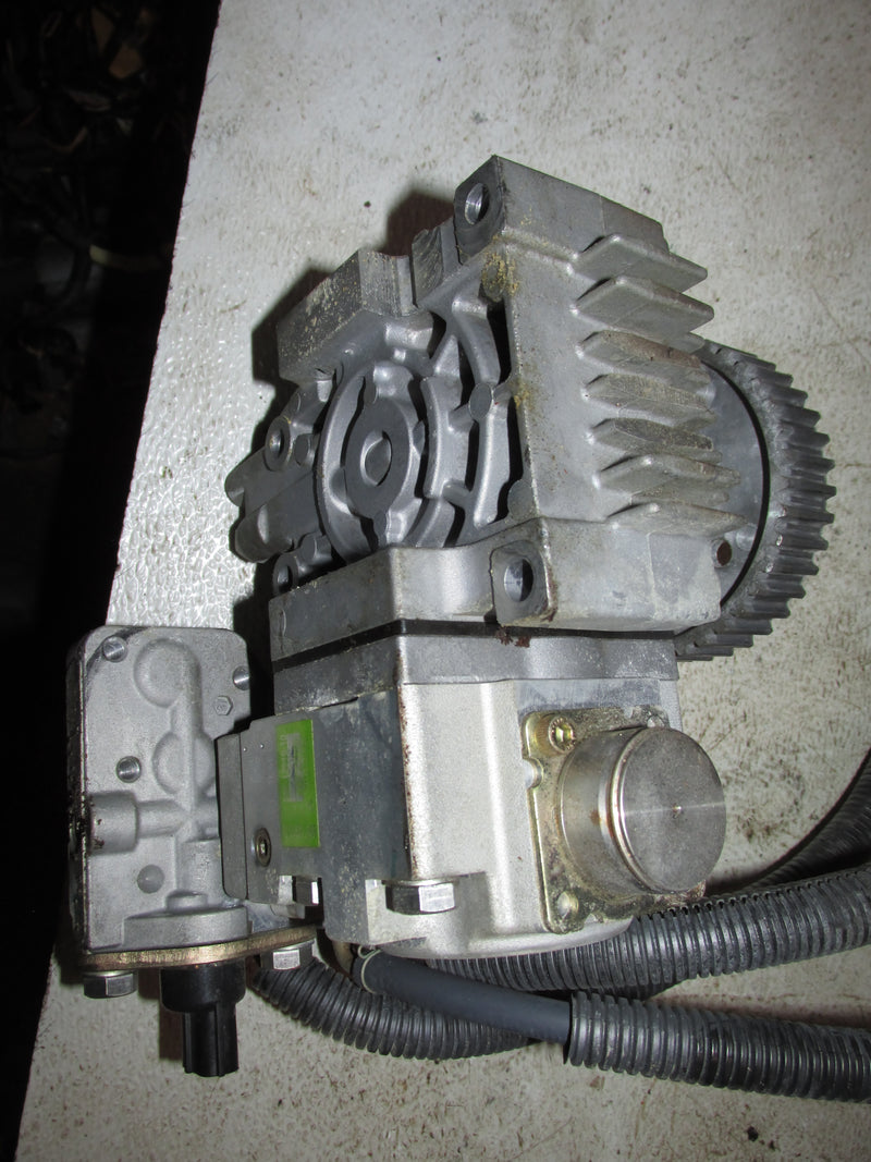 Yamaha 200hp HPDI 2 Stroke Outboard Fuel Injection Pump (68F-13910-10)