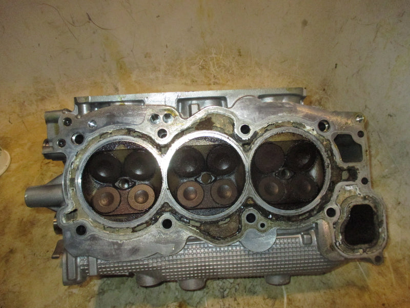 Yamaha 200hp VMAX SHO outboard Port Cylinder Head (6CB-10)