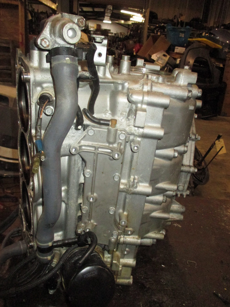 Yamaha 200hp VMAX SHO V6 outboard crankcase block 6CB-15100-10-00