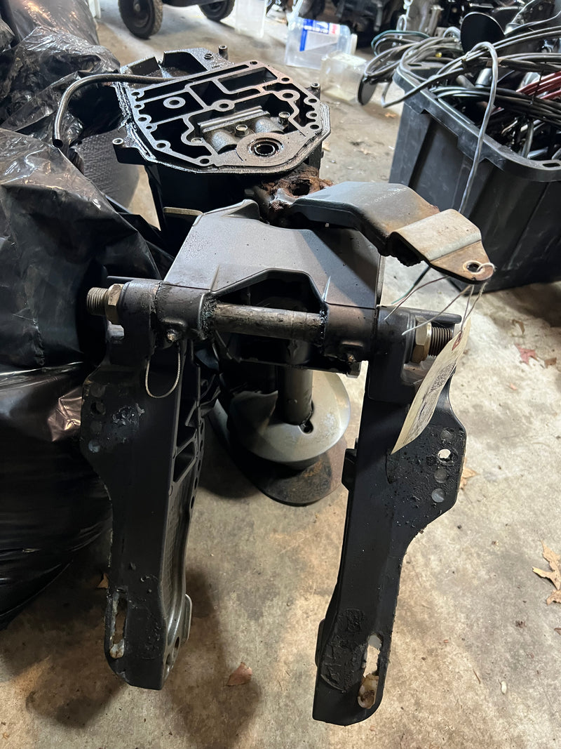 Yamaha 70hp 4 Stroke outboard 20 Inch Shaft Midsection