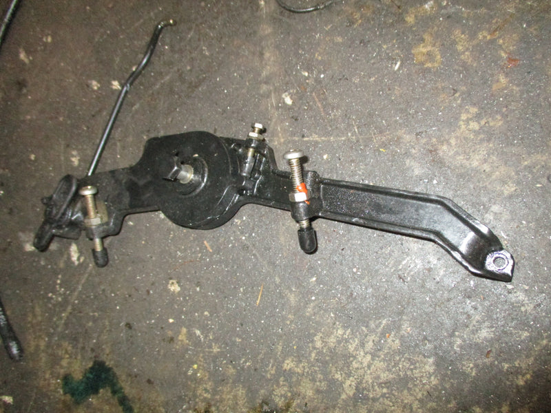 Mercury Mariner 150hp 2 stroke outboard throttle bracket (41022)