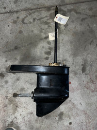 Load image into Gallery viewer, Mercury 50hp 2 stroke outboard lower unit with 15" shaft
