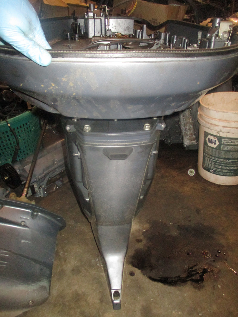 Yamaha 200hp 4 stroke outboard 25" mid section