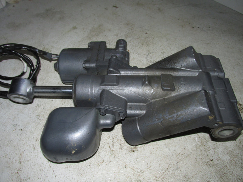 Yamaha 200hp HPDI 2 Stroke Outboard Showa Tilt Trim unit (63P-43800-00-4D)