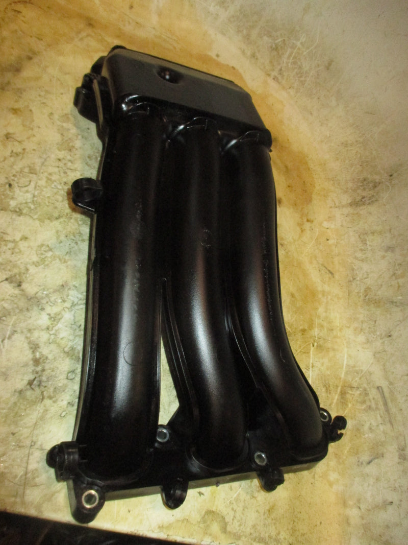 Yamaha 200hp VMAX SHO outboard Intake Manifold (6CB-13641-00-00)