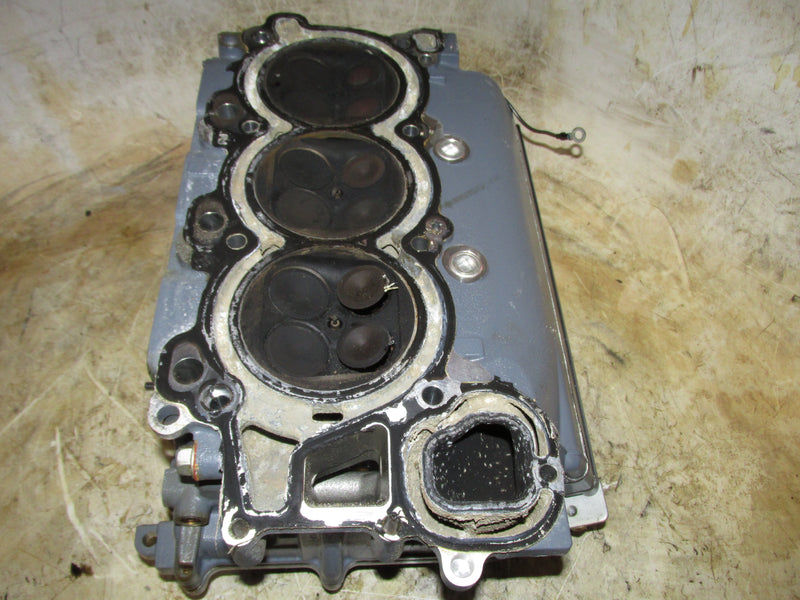 Yamaha 200hp 4 Stroke 3.3L Outboard Starboard Cylinder head (69J-01)