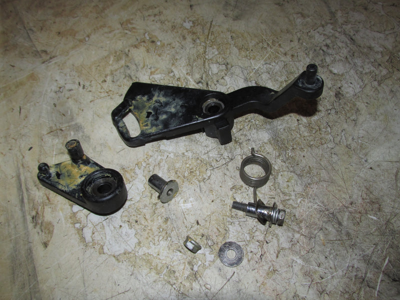 Yamaha 115hp 4 Stroke Outboard Throttle Bracket (68V-42154-00-00)