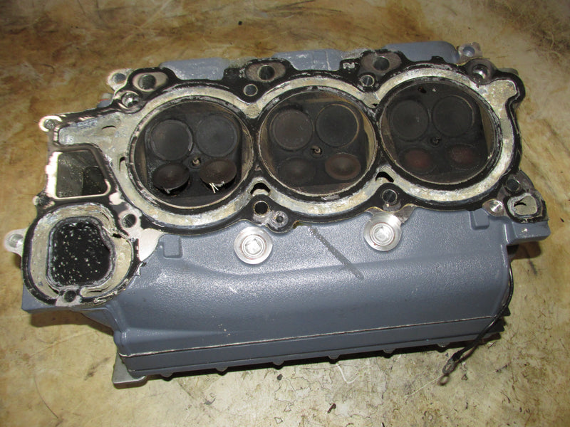 Yamaha 200hp 4 Stroke 3.3L Outboard Starboard Cylinder head (69J-01)