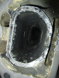 Load image into Gallery viewer, Yamaha 200hp 4 stroke outboard 25" mid section
